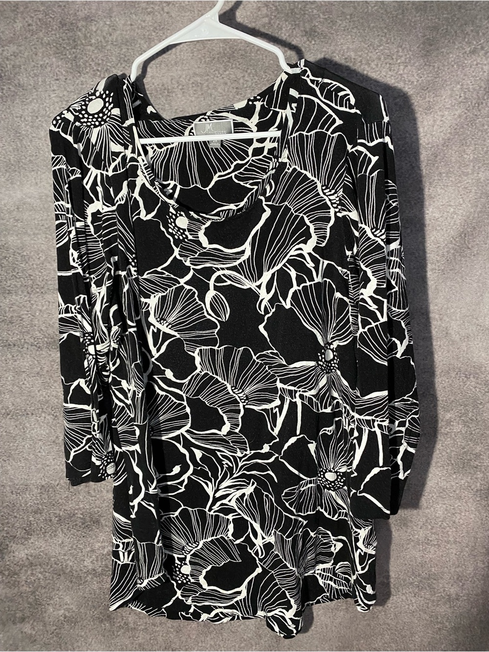 JM Collection Woman 2X Black White Floral Top Blouse 3/4 Sleeve Scoop Neck Shirt